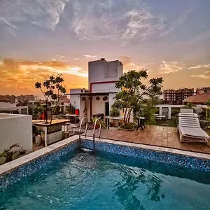 Hotel Hotel Sahib'S Lighthouse - With Buffet Breakfast
