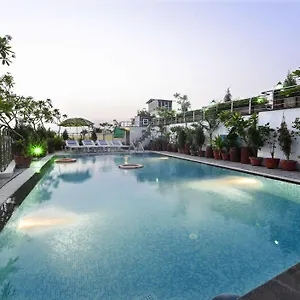 Hotel Taj