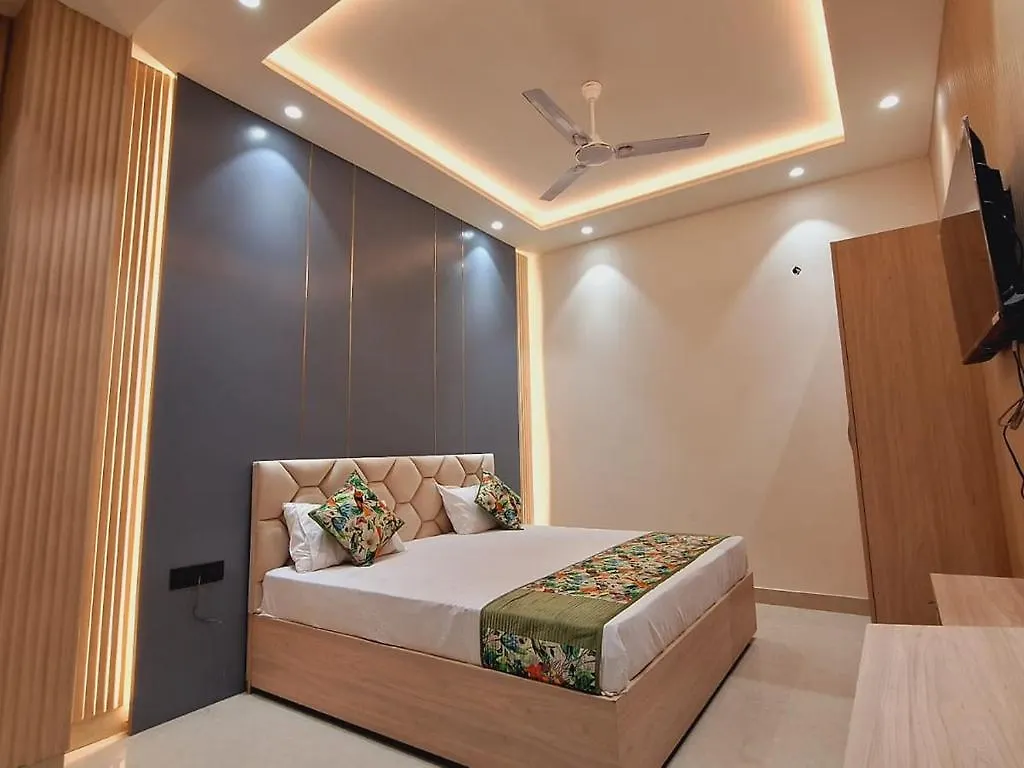 Metro City Hotels Agra Agra  4*, Agra (Uttar Pradesh)